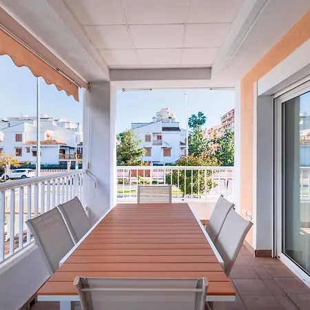 Casa Con Barbacoa Piscina Y Parking Privado *