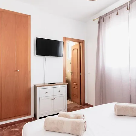 Dom wakacyjny Casa Con Barbacoa Piscina Y Parking Privado