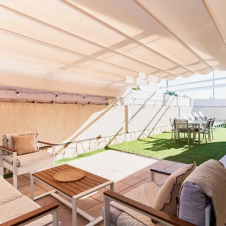 Casa Con Barbacoa Piscina Y Parking Privado Dom wakacyjny *