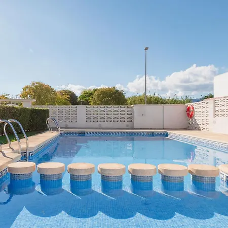 Dom wakacyjny Casa Con Barbacoa Piscina Y Parking Privado Gandia